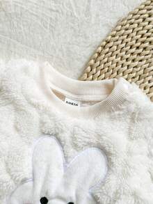 SHEIN Vintaside Kids 2pcs Baby Outfit, Cute Rabbit Pattern Sweatshirt And Fuzzy Long Pants Set, Milky White, Autumn/Winter - Pink - View 6