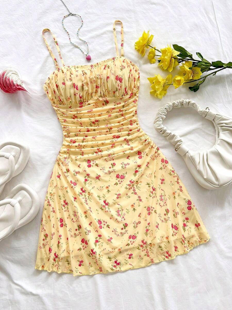 Soleia 女士夏季度假蓝白碎花网纱吊带裙 - 櫻桃紅 - 查看 1