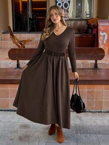 Vionelle 大码V领拼接针织系带长袖连衣裙，秋冬款 - 咖啡棕 - 查看 4