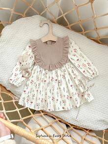 Cozy Pixies Robe longue à manches longues pour bébé fille avec imprimé floral, bloc de couleurs et volants à l'ourlet