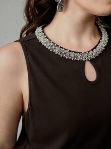 MOTF PREMIUM PLUS SIZE BEADED DETAIL KEYHOLE NECK RIB-KNIT TANK TOP - Black - View 2