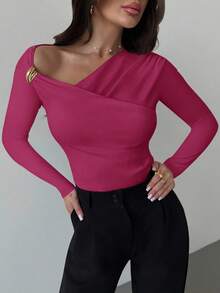 Firerie Áo thun nữ màu trắng dáng ôm, tay dài, vai bất đối xứng, eo nhún, đính kim loại, kiểu dáng thanh lịch mới, phù hợp cho mùa thu, mùa tựu trường, đi sân bay, đi chơi. - Màu đỏ tím - Xem 3