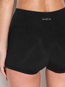 KIZN 高腰运动短裤，适合健身训练和健身房锻炼 - 黑色 - 查看 4