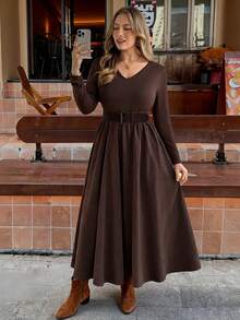 Vionelle 大码V领拼接针织系带长袖连衣裙，秋冬款 - 咖啡棕 - 查看 7