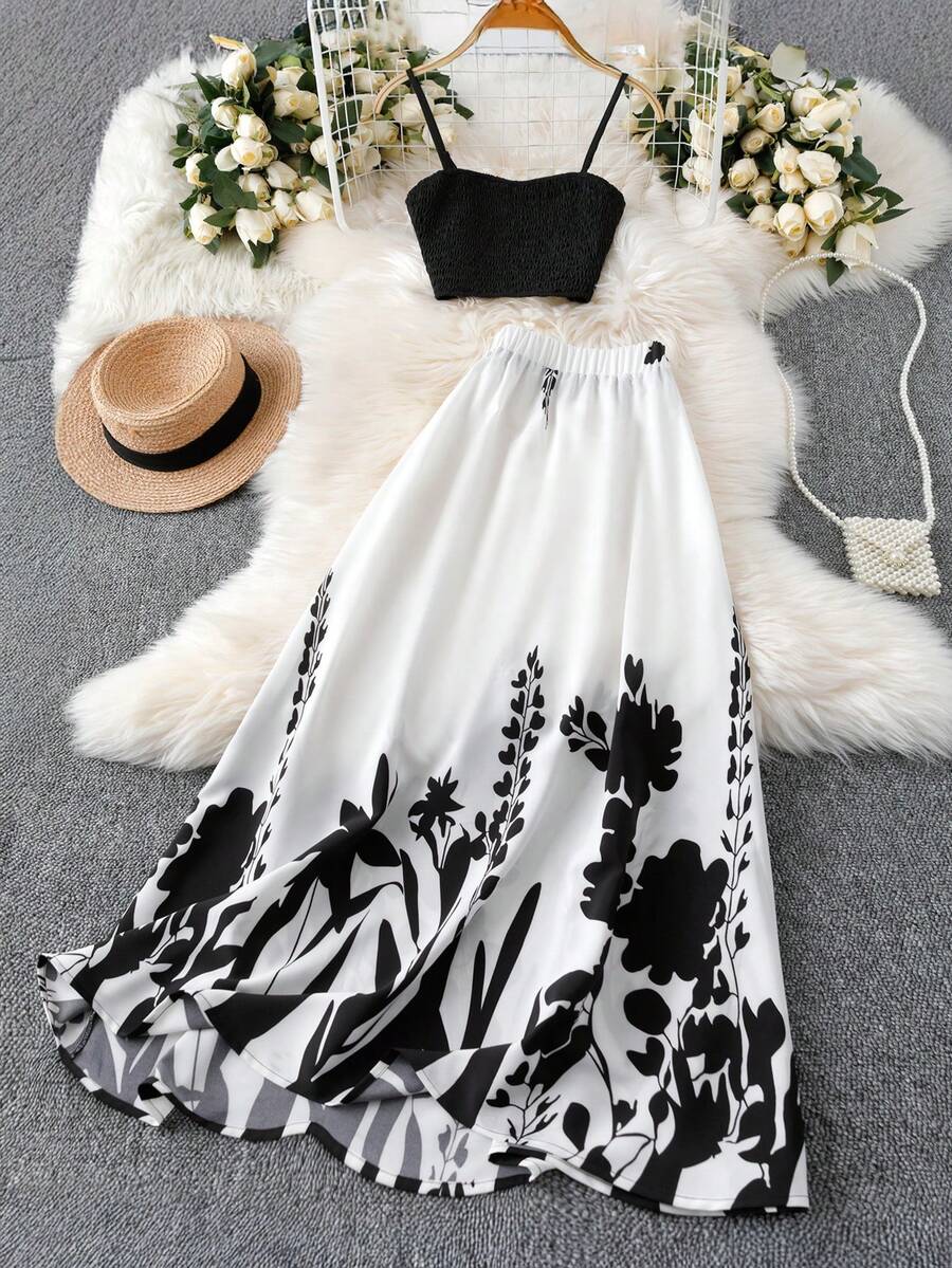 Franclia Women's Pleated Spaghetti Strap Crop Top & Mini Skirt 2 Piece Set, Sexy Midriff-Baring, Floral Print, Spring/Summer Two Piece Set Women Skirt Black And White Skirt Elastic Waist Skirt Set Long Skirt Sets Summer - Black and White - View 1