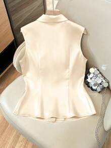 GlowEve 女士秋冬法式V领无袖高档缎面上衣 - 杏色 - 查看 2