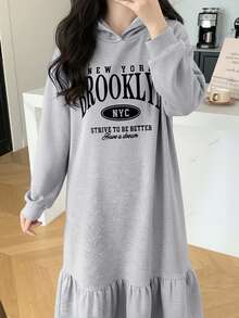 SHEIN 少女大学字母图案荷叶边连帽连衣裙 - 灰色 - 查看 5