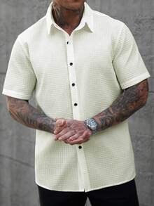 Manfinity CasualCool 男士纯色前扣短袖休闲衬衫，短袖衬衫，纽扣男士衬衫，白色男士衬衫 - 米色 - 查看 3