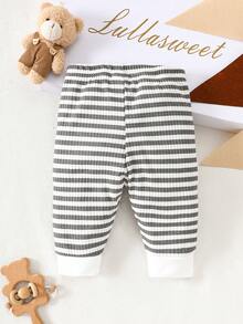 Newborn Baby Bear Ribbed Pants&T-Shirt,Gray & White Stripes,Adorable Bear Applique Decor,Soft & Comfortable Striped Outfit Set For Newborns - Grey - View 3
