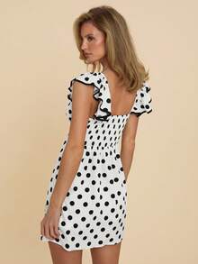 COSMINA 女士优雅波点扭结荷叶边迷你连衣裙，适合约会、度假、通勤等各种场合。 - 黑與白 - 查看 2