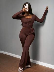 Slaydiva 2025新款秋冬基础休闲学生居家舒适柔软运动跑步瑜伽保暖芭蕾舞少女风吊带背心+长袖绷带上衣+喇叭裤女裤三件套-B - 棕色 - 查看 3