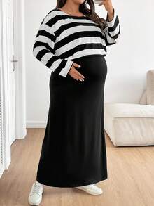 SHEIN This Two-Piece Maternity Set Includes A Plus-Size Black Striped Top And A Solid-Color Sleeveless Dress, Perfect For Casual Everyday Wear In Autumn. Pregnant Clothes Pregnant Dress Maternity Clothes Pregnant Outfits Plus Size Black Dress Plus Size Pregnant Outfits Plus Maternity Clothes Maternity Dress - Black and White - View 7