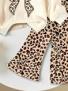SHEIN Playful Pals 1 Set Baby Girls Casual Fashionable Cute Leopard Bow Pattern Crew Neck Sweatshirt And Leopard Print Flare Pants Outfit, Suitable For Autumn/Winter Outings, Fall Clothing