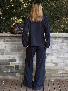 DAZY 女士牛仔衬衫配喇叭裤，优雅都市休闲牛仔套装 - 深色水洗藍 - 查看 5