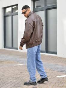 Devon Thys Men Slant Pocket Tapered Jeans - Light Wash - View 6