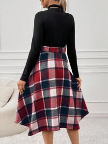 SHEIN Cherish Maternity 秋冬季罗纹拼接格纹系带连衣裙 - 紅色 - 查看 2