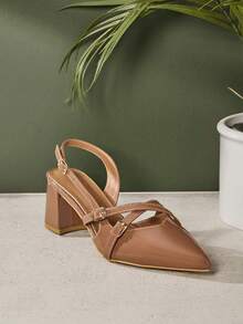 SHUZIA 多功能时尚设计，专利PU材质，粗跟，后跟系带，舒适百搭，适合全天休闲办公穿着。 - 米色 - 查看 2