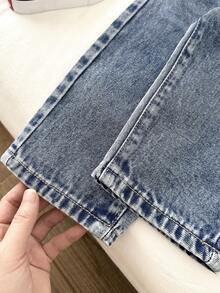 SHEIN Baby/Toddler Boys' Casual Soft Cute Blue Denim Cat Whiskers Loose Fit Baggy Jeans Fall Winter,Baby Basic Style Denim Pants,For Baby Dailywear Fall/Winter Clothes Outfits And Back To School Clothes,Boys Streetwear Outfits,Boy Christmas Outfits,Boys New Year Outfit,Stylish Clothing Collection,Winter Jeans,Toddler Jeans,Warm Jeans,2-Year-Old Boys Denim Jeans,Boys Casual Outfits,Graphic Jeans Boys,2000s Graphic Jeans - Medium Wash - View 6