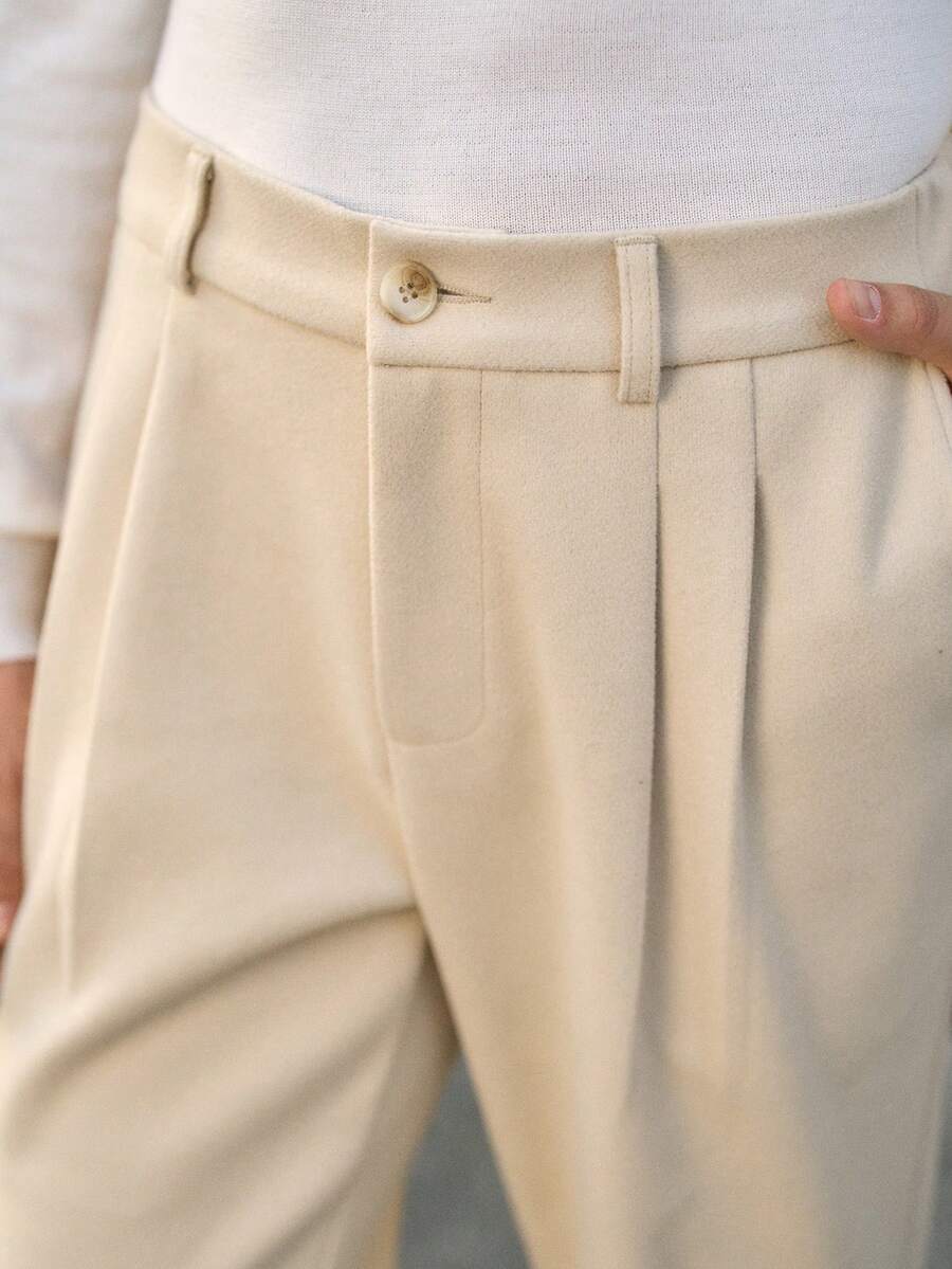 HIMLAND 男士纯色褶裥直筒休闲裤 - 卡其色 - 查看 1