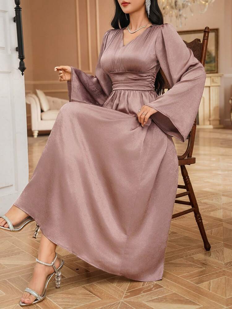 Women's Elegant Party Solid Color Flare Sleeve Dress