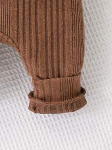 SHEIN 2pcs Baby Boy Textured Fleece Stand Collar Long Sleeve Top And Bib Overalls Set New Born Fall Baby Outfit Newborn Baby Boy Brown Baby Boy Outfit Mocha Baby Clothes Baby Knit Jumpsuit Brown Baby Boy Jumpsuit