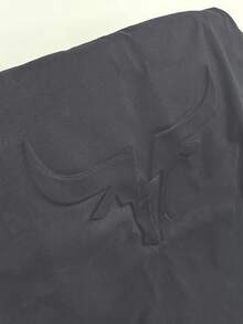 Manfinity LEGND 男士公牛图案休闲百搭圆领短袖T恤，夏季 - 深灰色 - 查看 5