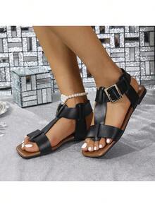 Sandalias planas para mujer, sandalias planas con correa y hebilla calada, estilo europeo y americano, combinadas con sandalias de playa a la moda. - Negro - Ver 4