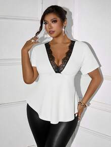 Elenzga 大码女式休闲蕾丝边V领T恤 - 黑與白 - 查看 7
