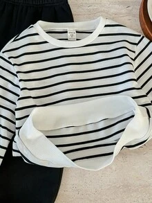 男童针织条纹圆领卫衣和裤子套装（2件套） - 黑與白 - 查看 5