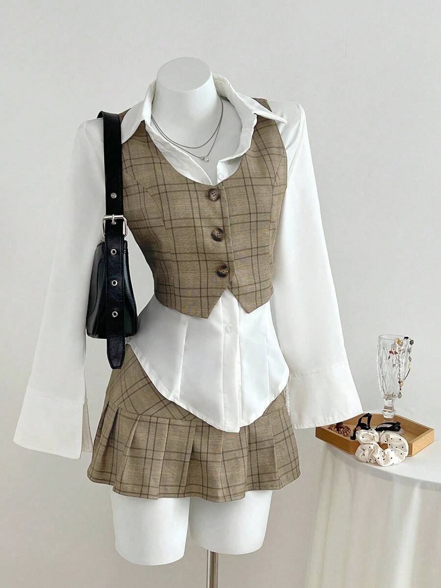 Elamini 返校格子V领纽扣设计背心和低腰百褶裙套装 - 棕色 - 查看 1