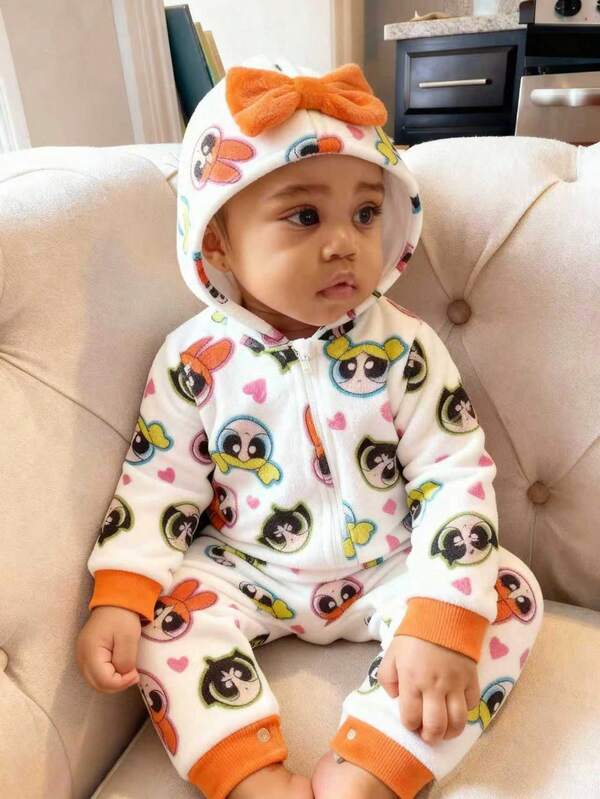 THE POWERPUFF GIRLS X SHEIN Baby Girl Cute Cartoon All-Over Print Bow Decor Long Sleeve Fleece Jumpsuit, Autumn/Winter Colorful Jumpsuit Baby