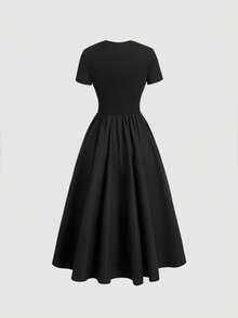 SHEIN MOD 黑色魚骨拼接短袖中長款連衣裙