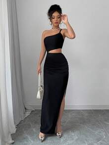 Selianne Mermaid-Inspired One-Shoulder Ruched Waist Dress - Black - View 5