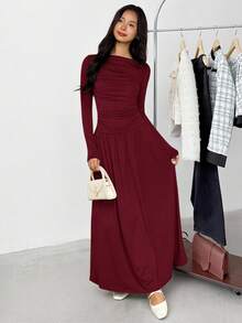 Teen Girl Casual Minimalist Comfortable Long Sleeve Cinched Waist Mid-Length Dress