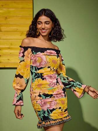 Felipe Marques Robe courte à manches longues avec épaules dénudées et imprimé floral froissé pour femmes. Décontractée pour les vacances, les fêtes et la plage en automne, hiver et printemps