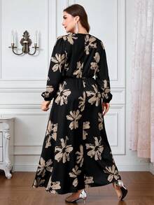 SHEIN Clasi 大码优雅印花连衣裙，适合派对穿着 - 彩色 - 查看 3