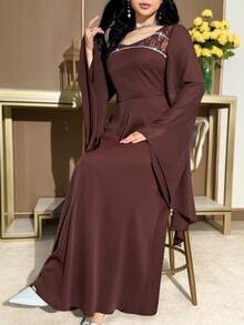 Modelyn Gaun Pesta Elegan Wanita dengan Hiasan Renda dan Lengan Mengembang - Coklat - View 5
