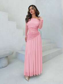 Jemour 新款一字肩长袖撞色网纱刺绣不对称下摆拼接超长高弹修身连衣裙优雅浪漫 - 粉色 - 查看 1