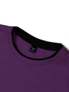Manfinity Homme Men Solid Color Minimalist Casual Crew Neck Long Sleeve T-Shirt, Fall - Purple - View 3
