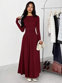 Teen Girl Casual Minimalist Comfortable Long Sleeve Cinched Waist Mid-Length Dress