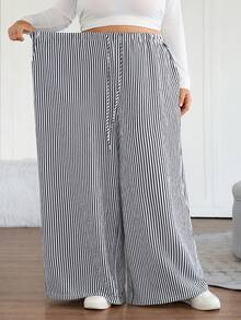 SHEIN CURVE+ Quần ống rộng kẻ sọc cạp chun co giãn cỡ lớn cho nữ, quần ống rộng kẻ sọc thường ngày cho công sở/2026/Năm mới - Đen và trắng - Xem 9