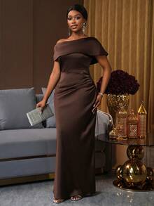 SHEIN Ladiora Women's Off-Shoulder Brown Satin Pleated Maxi Fitted Dress