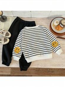 男童针织条纹圆领卫衣和裤子套装（2件套） - 黑與白 - 查看 2