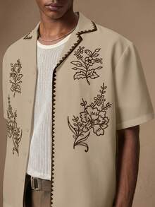 AKNOTIC 男士藏蓝色和棕色花卉刺绣修身短袖 Polo 衫，适合夏季、秋季、度假、日常穿着、派对、情侣装，男士礼物 - 杏色 - 查看 3