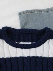 Blue & White Striped Twist Knit Sweater For Women, Casual Loose Fit Round Neck Striped Patchwork Pullover, Suitable For Autumn/Winter, Christmas, Halloween, New Year Party Blue And White Stripe Sweater Navy Blue Sweater Sweaters For Girls Blue And White Casual Sweater Striped Sweater Teen Blue And White Set Sweaters For Teens - White - View 4