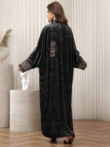 Al Najma 优雅丝绒刺绣拼接袖宽松休闲长款束腰上衣 - 黑色 - 查看 2