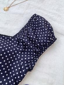 少女复古花卉饰边A字衬衫，学院休闲风 - 黑與白 - 查看 4