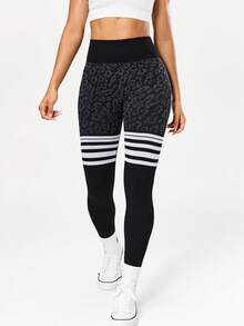 Seamluxe SHEIN Sport 无缝、塑形、收腹、瑜伽、运动、黑白渐变豹纹全长紧身裤 - 黑與白 - 查看 3