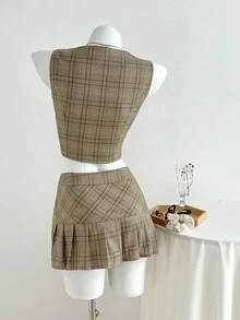 Elamini 返校格子V领纽扣设计背心和低腰百褶裙套装 - 棕色 - 查看 2