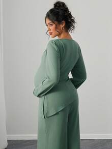 Momance Maternity Solid Waffle Knit Ruched Side Asymmetrical Hem Tee & Wide Leg Pants Set - Green - View 4